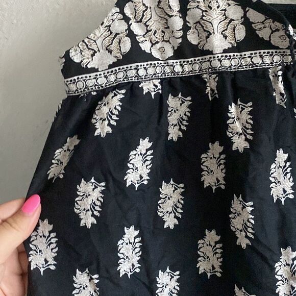 Joie- women’s Chatham silk cotton Black and white boho top- Size medium - Picture 4 of 10